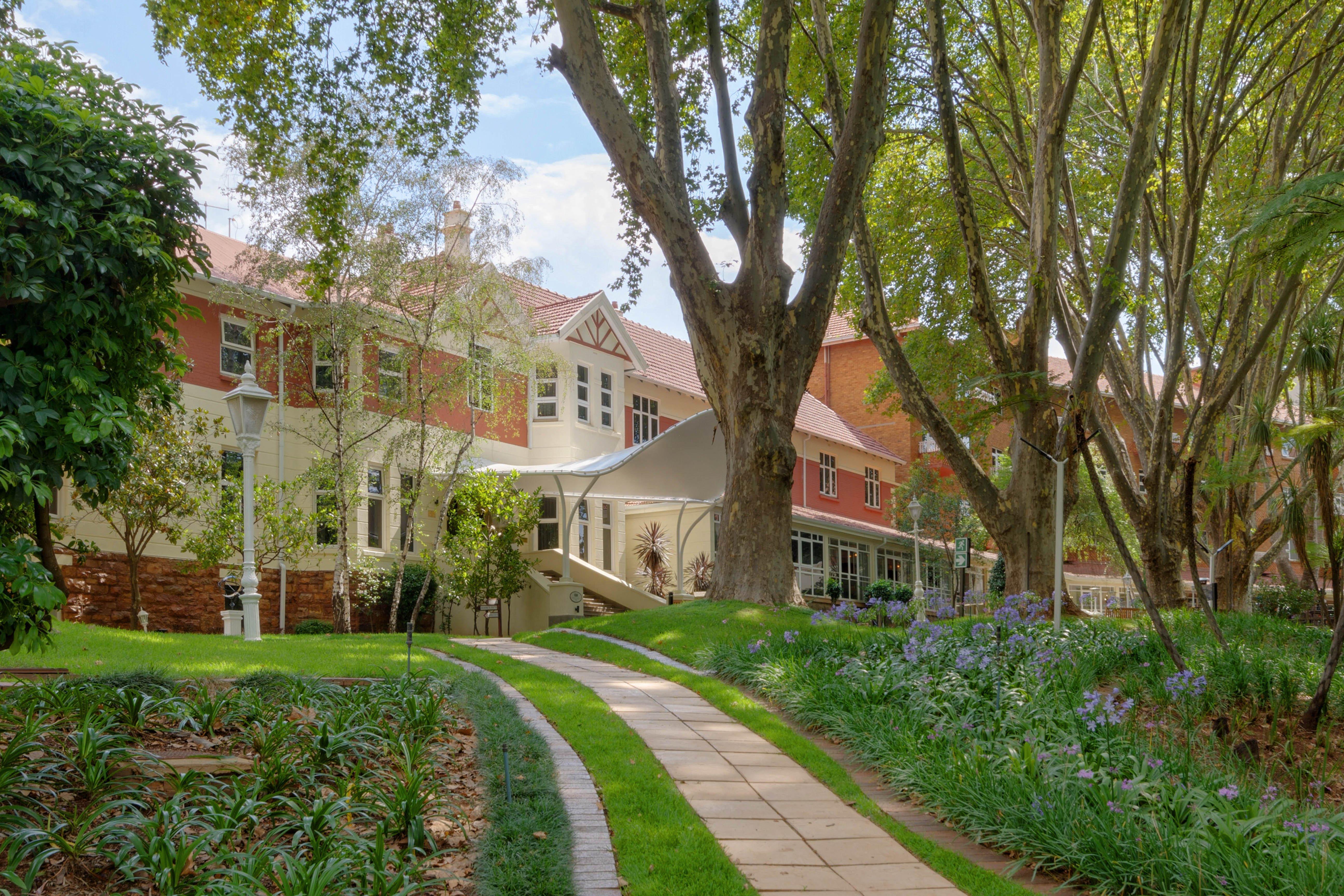 Holiday Inn - Johannesburg Sunnyside Park, an IHG Hotel Exterior foto